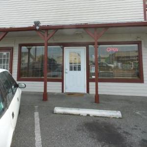 Clyde Theatre Langley Hotels - Tyee Restaurant and Motel