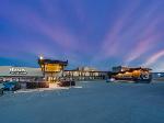 Waterton Alberta Hotels - Heritage Inn Hotel & Convention Centre - Pincher Creek