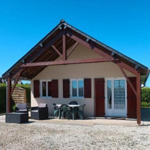 Holiday Home Le Chalet - LOY107