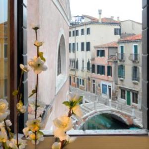 Ca' Dell'Artista Apartment with Terrace