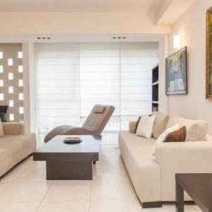 Cozy 2BR in Ben Gurion blvd by HolyGuest