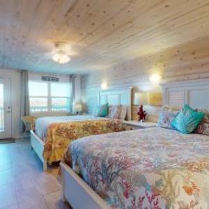 135 Sea Breeze - Coastal Chic Cutie Condo