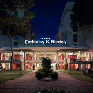 Hotel Embassy & Boston