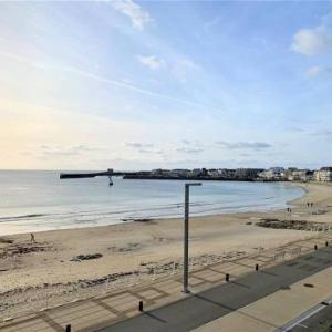 Quiberon - Studio mezzanine rénové 40m² pour 4 pers - Vue mer et parking