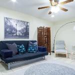 BELOVED DC NEIGHBORHOOD  PARKING  WALK TO SUB!