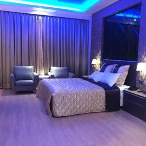 Yinxiang Xihu Motel