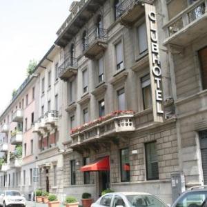Club Hotel