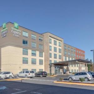 Holiday Inn Express & Suites Auburn Downtown