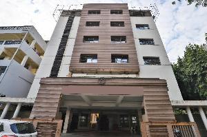 OYO 27662 Varma Palace, Surat