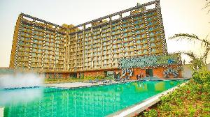 The Weekend Address, Surat
