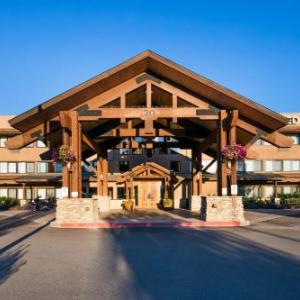 Hotels near Glacier High School - Red Lion Hotel Kalispell