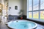 College Crack Quebec Hotels - Super 8 By Wyndham Trois-Rivieres