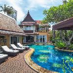  Luxury 6BR Beachfront Pool Villa w/ Pool Table