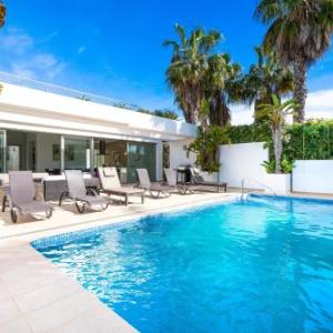 Casa Elche by Aguilarent