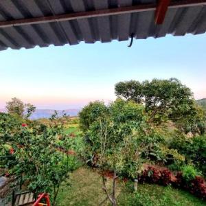 MERIDIAN VILLA - Besides Valley View with Swimming pool & Strawberry Farms
