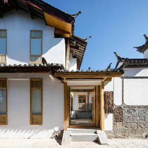 Lijiang Muqian Hotel