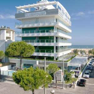 Club House Hotel