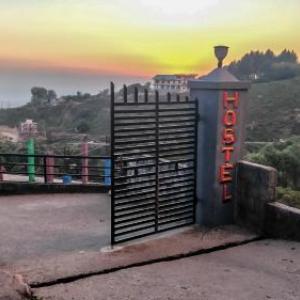 Hobo Hostel