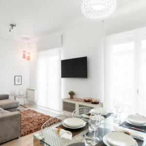 Jose Abascal Apartment by Flatsweethome