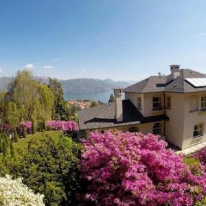 Baveno Villa Sleeps 10 Pool Air Con WiFi T802293