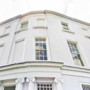 Queens Circus - Cheltenham Accommodation
