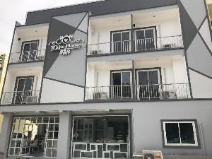 White House by 88, Phang Nga