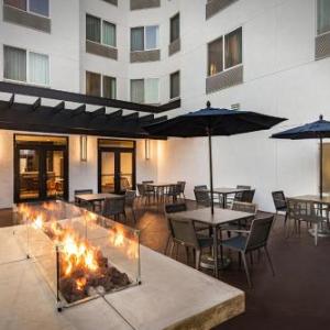 Disney California Adventure Park Hotels - Courtyard by Marriott Anaheim Resort/Convention Center