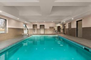Country Inn & Suites by Radisson, Belleville, ON, Belleville