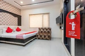 OYO 12128 Hotel Sajan Palace, Ujjain