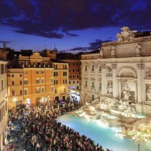 Stadio Olimpico Rome Hotels - Relais Fontana Di Trevi Hotel
