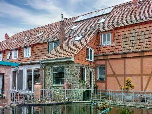 Gorgeous Apartment in Grundshagen with parking, Klutz