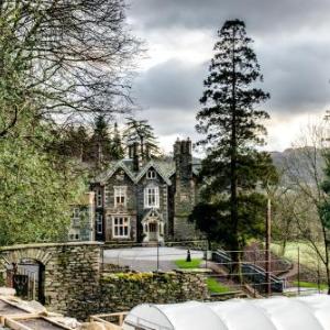 Forest Side Hotel