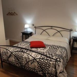 ES - Essential Solution & Emotion Stories (locazione turistica)