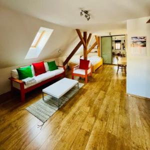 Apartment 23