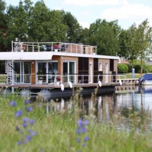 Houseboat auf der Peene Malchin - DMS02102e-N