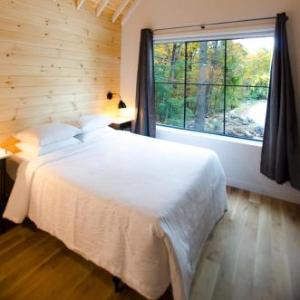 Hotels near Dutchess County Fairgrounds - The Lodge Woodstock