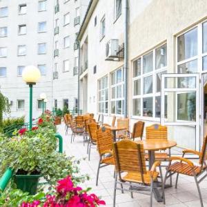 Decybel Music Pub Jaroslaw Hotels - Hotel Accademia