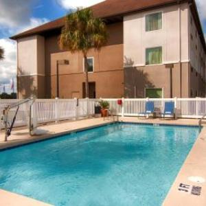 Hotels near Fantasy of Flight Polk City - Best Western Auburndale Inn And Suites