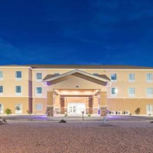 Quality Inn & Suites Carlsbad Caverns Area