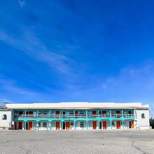 Hotels near Kit Carson Park Taos - Taos Motor Lodge