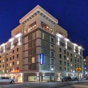 Dickey-Stephens Park Hotels - Hilton Garden Inn Little Rock Downtown