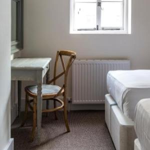 Gloucester Place Mews II by Onefinestay