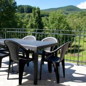 Apartment with one bedroom in Orturano with wonderful mountain view enclosed garden and WiFi 25 km from the slopes