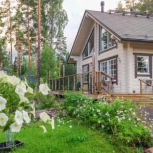 Holiday Home Aurinko