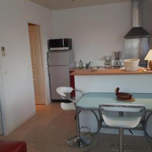 Appartement Port Camargue 2 pièces 2 personnes - FR-1-414-78