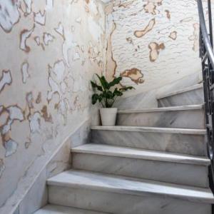 Delightful 2 BEDR-2 BATH Apt with Access to Rooftop Garden - EP9U