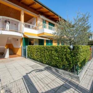 Casa Emma with Pool Garden and Garage - Happy Rentals