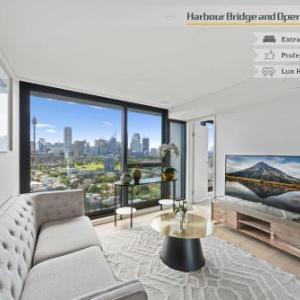 Luxurious Harbour Bridge and Opera House Views apt