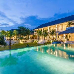 Villa Kusuma - Luxury Sea View 5 Bedroom Villa Close to Savaya