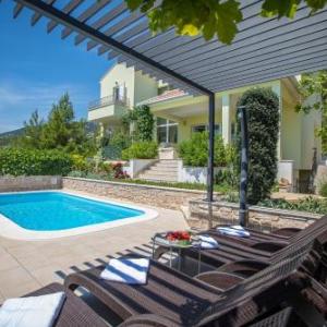 Holiday house Luna in Makarska with private pool